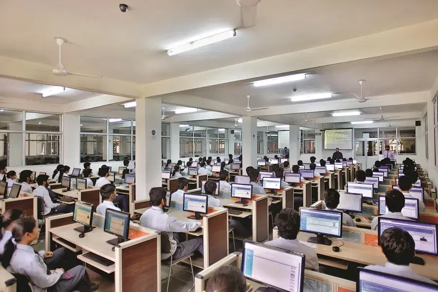 Uttaranchal University Dehradun Academic photo 13